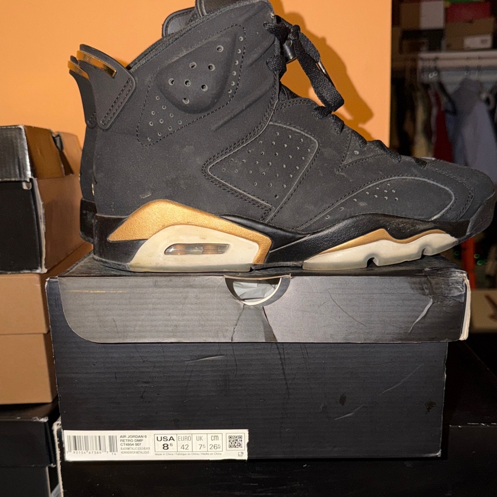 Jordan 6 retro DMP 2020 size 8.5